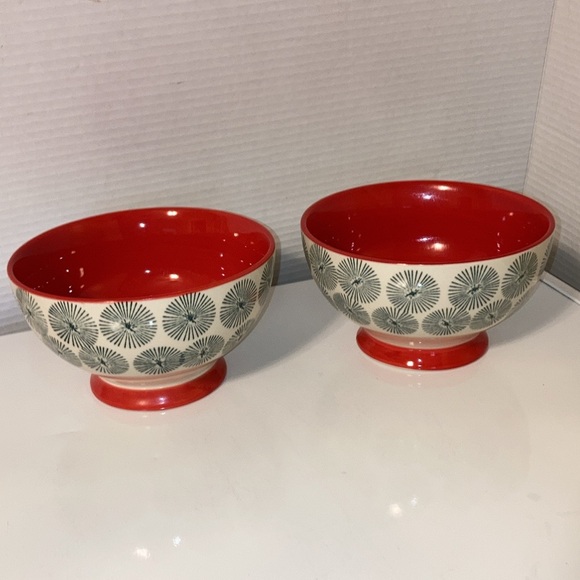 PIONEER WOMAN Bowl Cream with Green Starburst Red Interior 6 inches Set of 2 - Picture 4 of 11